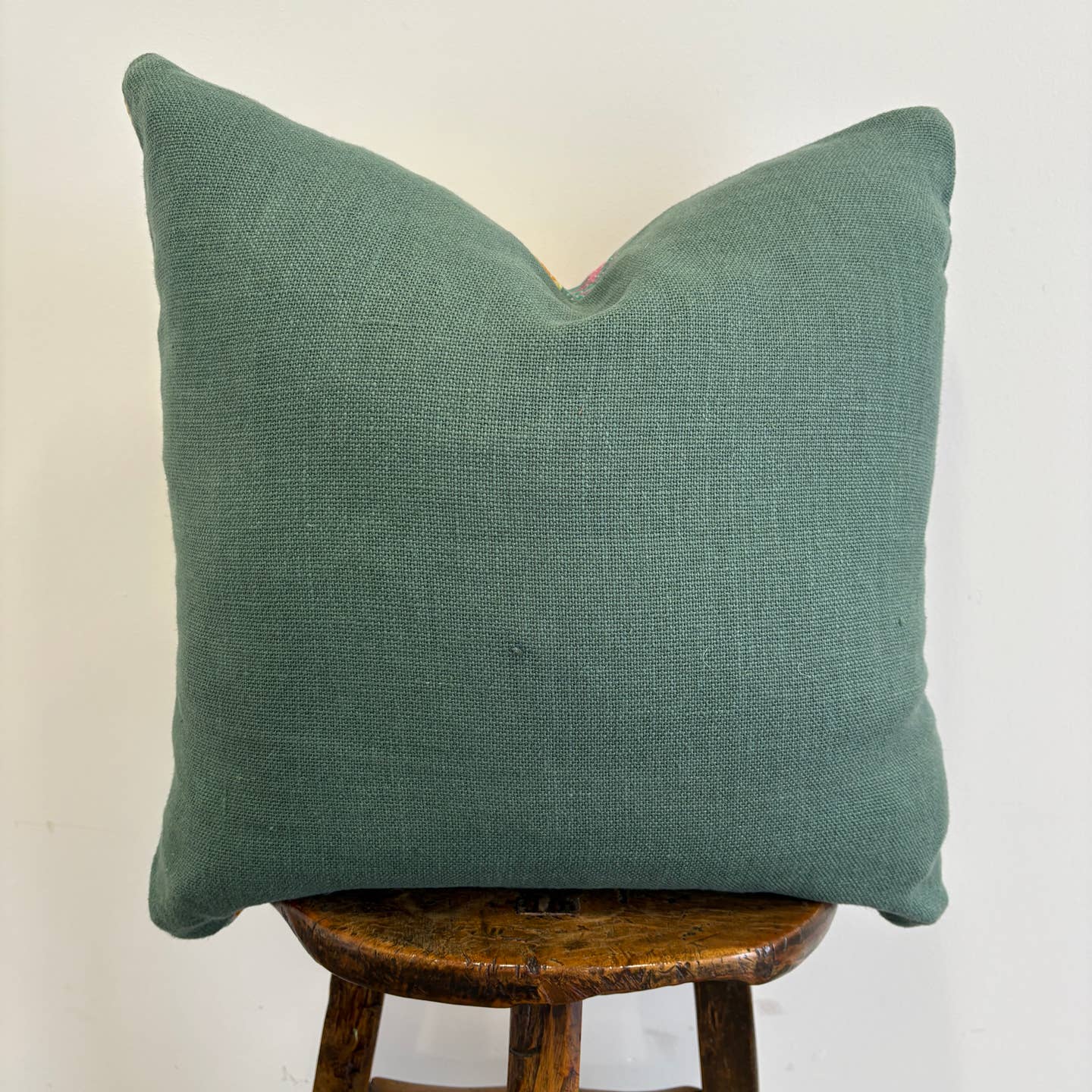Lee Pillow