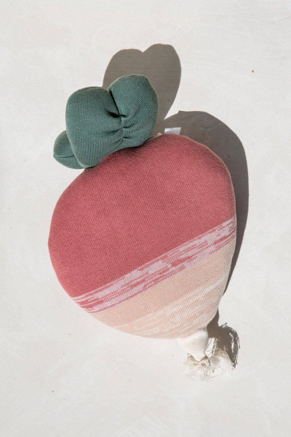 Knit Radish Cushion