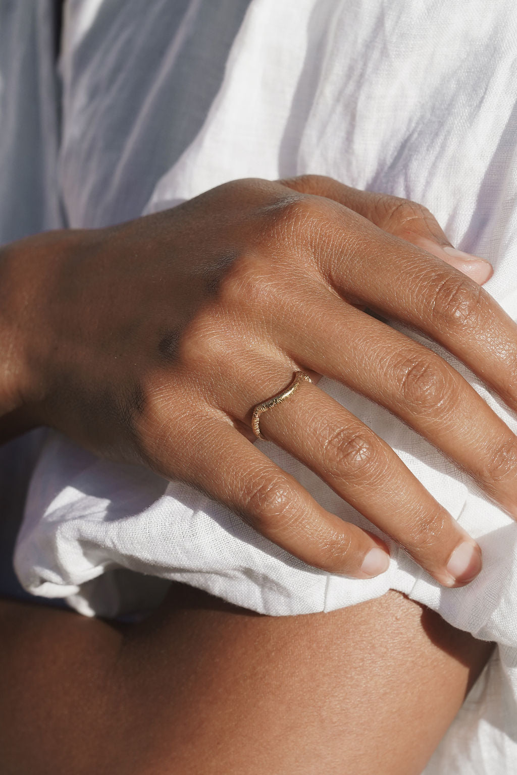 Arc Band - Solid 14K Gold