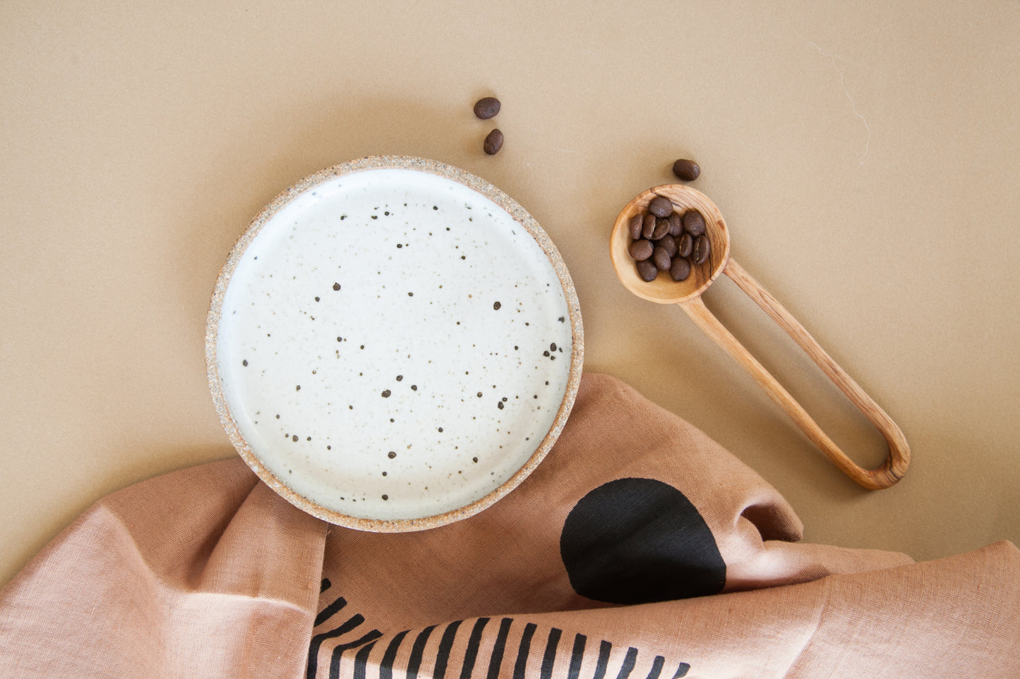 Olive Dish / Dune