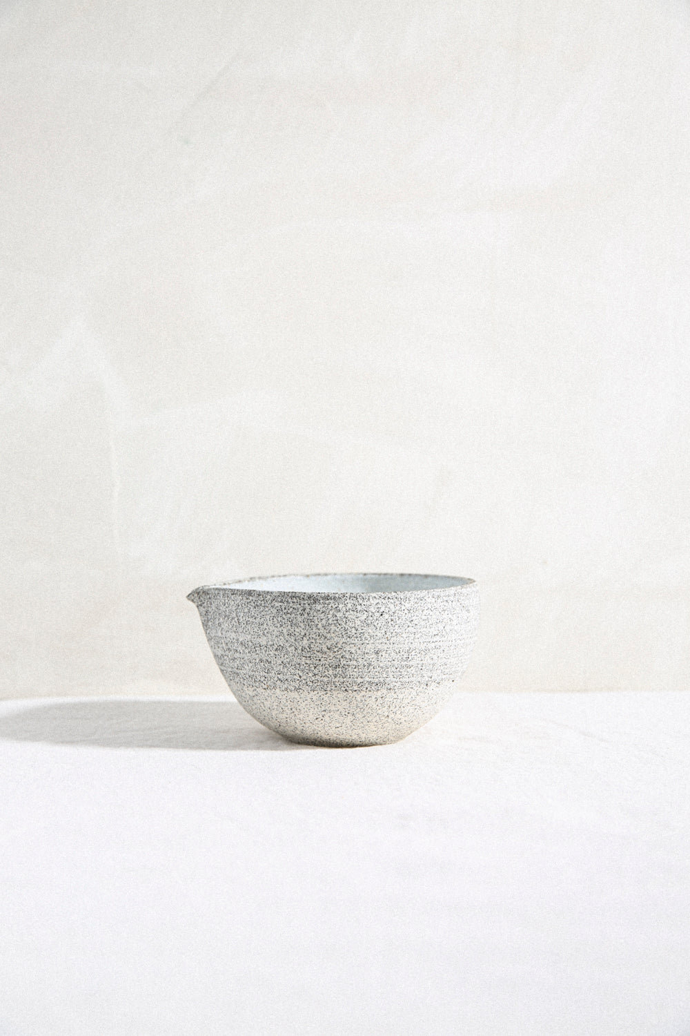 Pour Bowl / No. 02