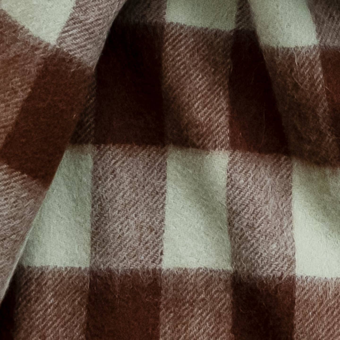 Lambswool Blanket Scarf in Green Gingham