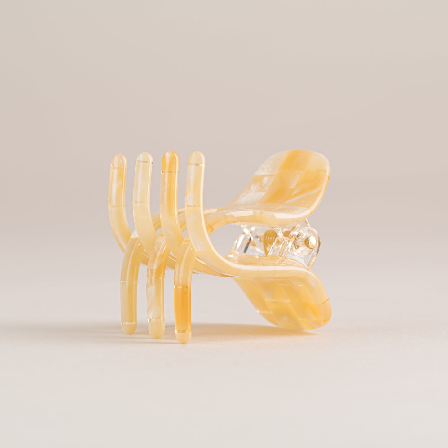 Checkered Sea Shell Hair Clip