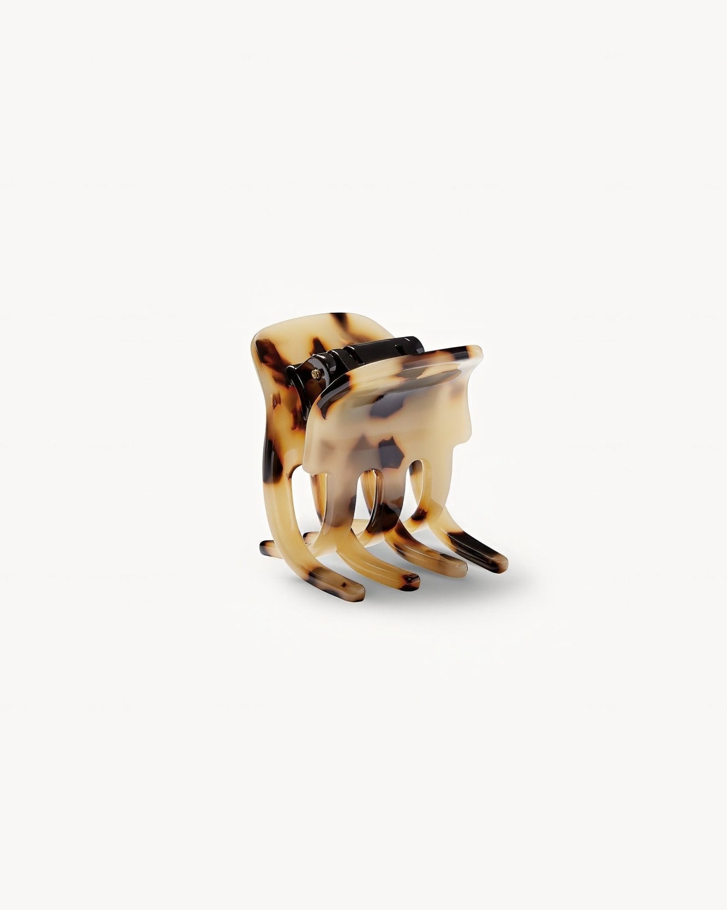 Blonde Tortoise Hair Clip