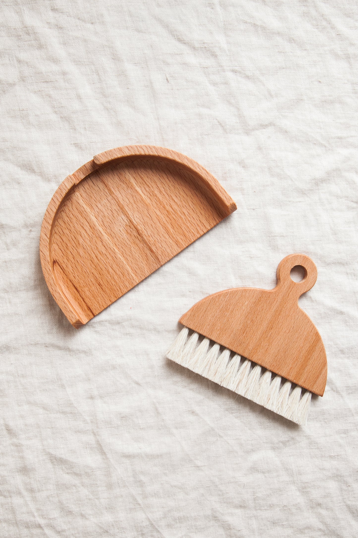 Beech & Horse Hair Crumb Brush
