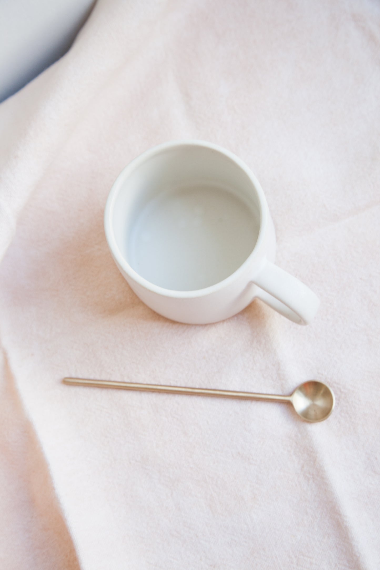 Low Mug / Snow