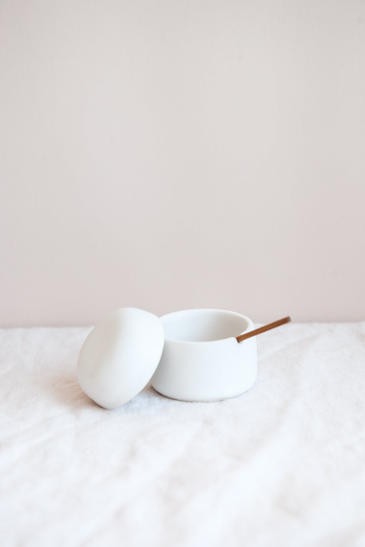 Salt Box + Spoon / Snow