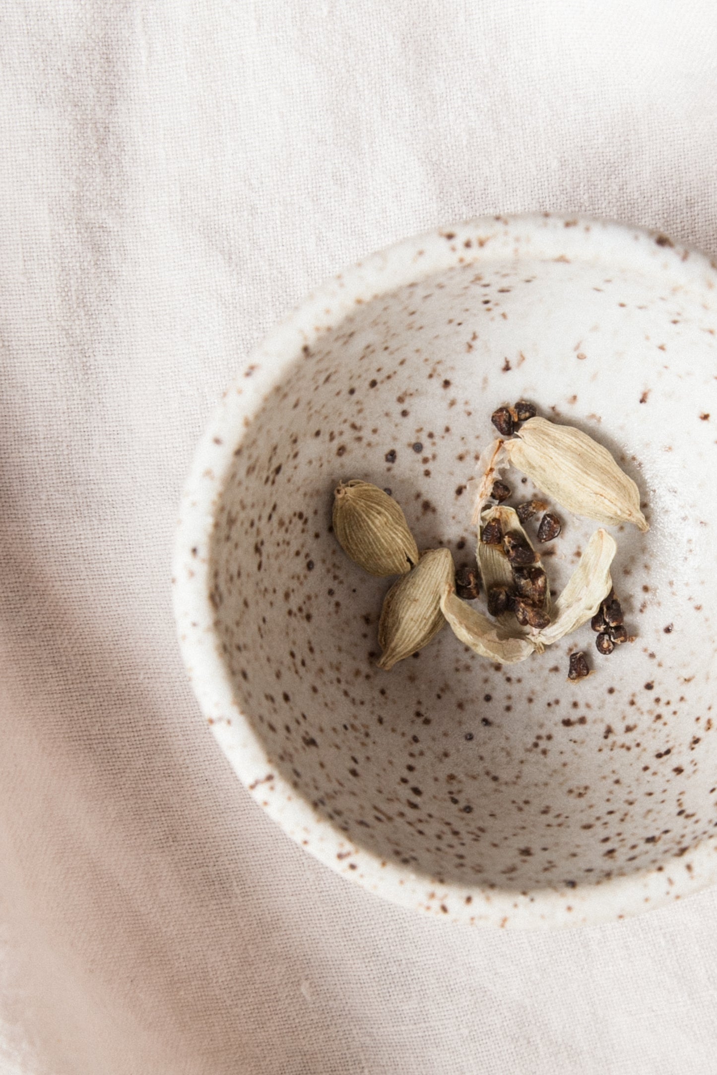 Spice Bowl / Pebble
